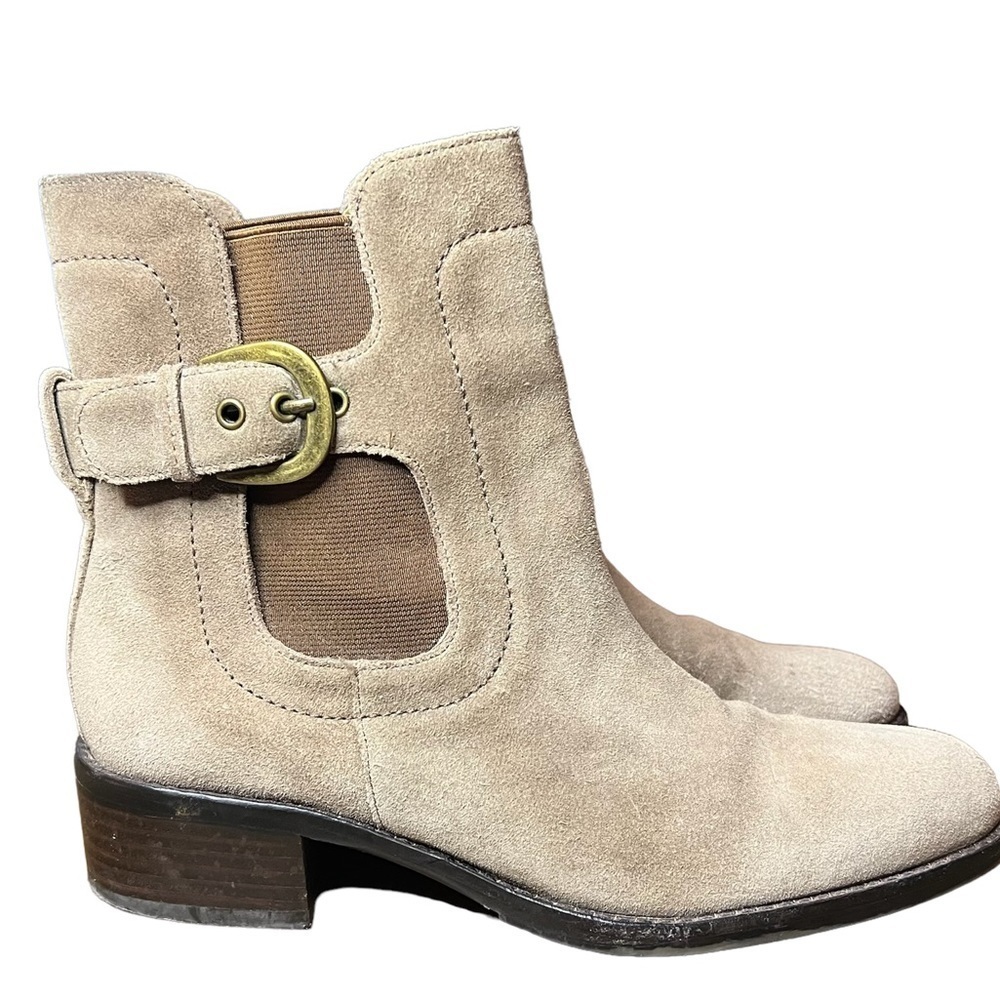 JOAN & DAVID Chelsea Styled Tan Suede Ankle Boots 7M EUC